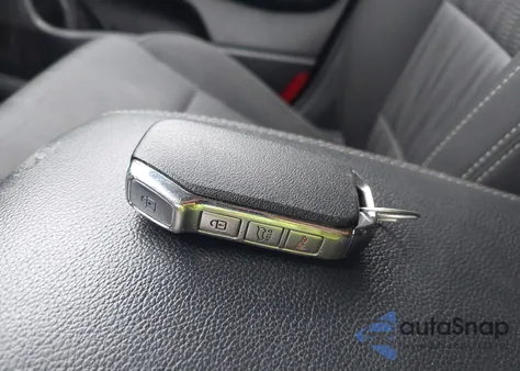 2021 Kia Sportage Lx z USA, uszkodzony, nr VIN KNDPMCAC1M7945355